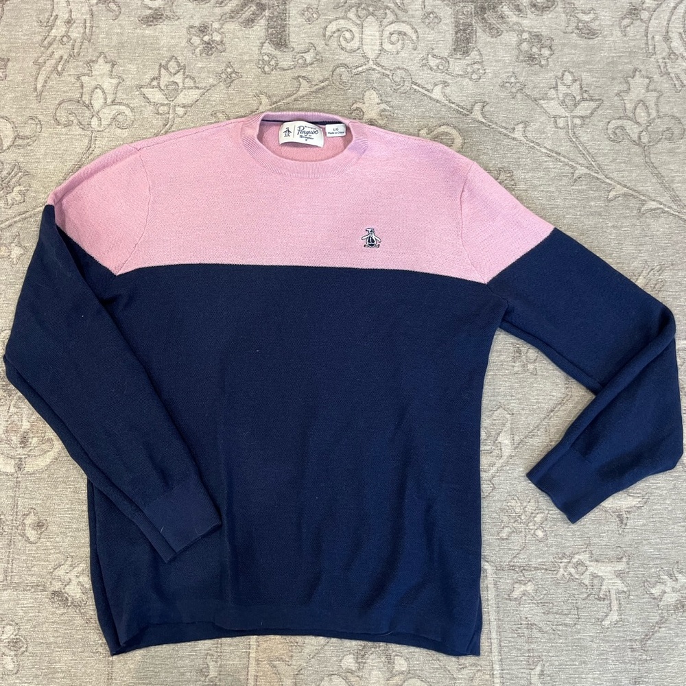NWOT LRG MENS PENGUIN CREW NECK